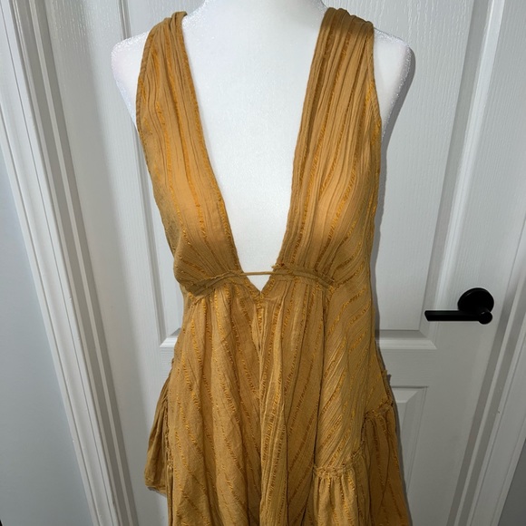 Free People Mini - Picture 5 of 10